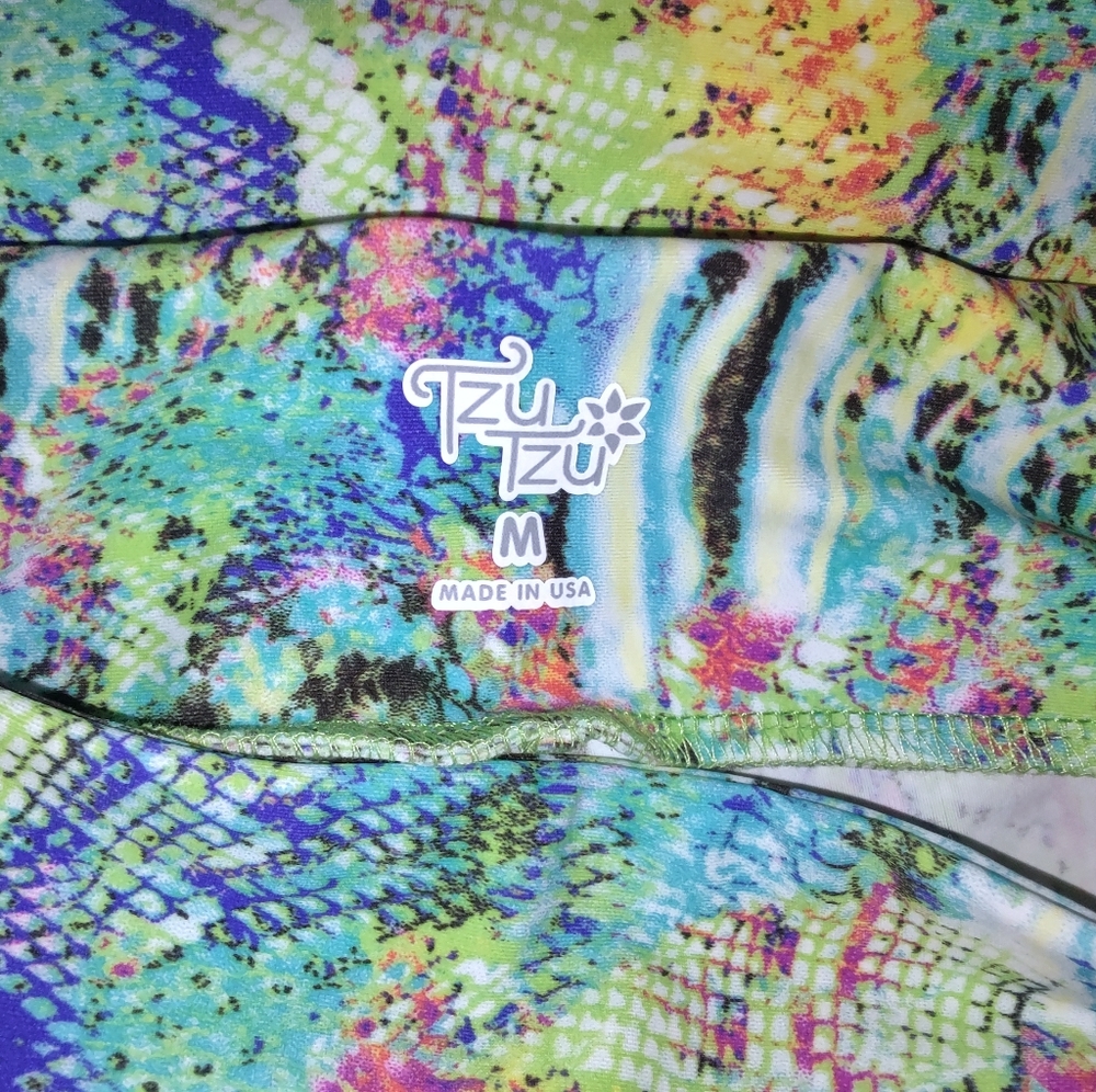 Tzu Tzu Python Print Samba Skort - image 6